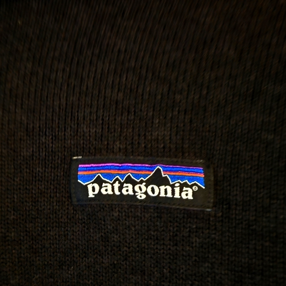 Patagonia Women's 1/4 Zip Black Pullover sz small - Picture 2 of 7